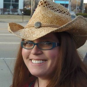 Meet your Posher, Heather